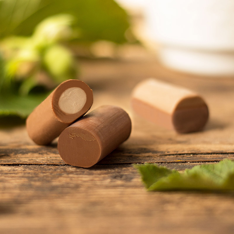 Nougat Nougat Roellchen auf Tisch